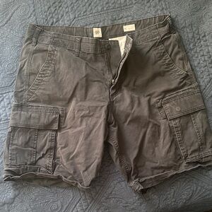 Men's Gray Cargo Shorts